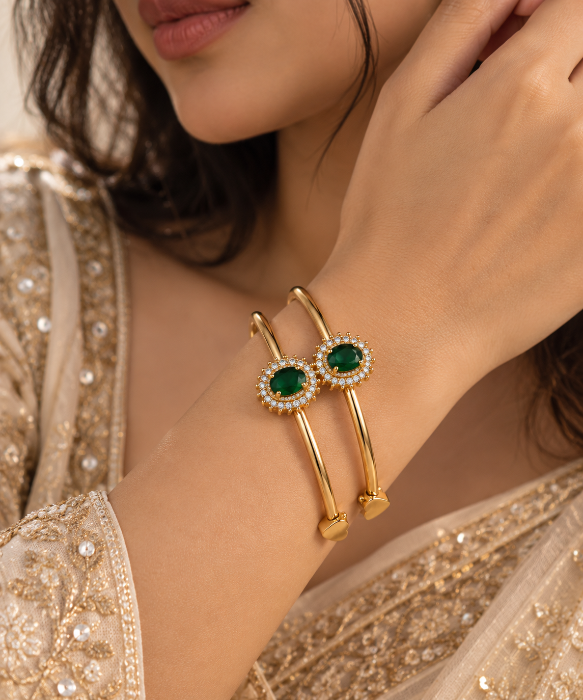 Premium Gold-Toned Emerald Green Crystal Bangle Bracelet