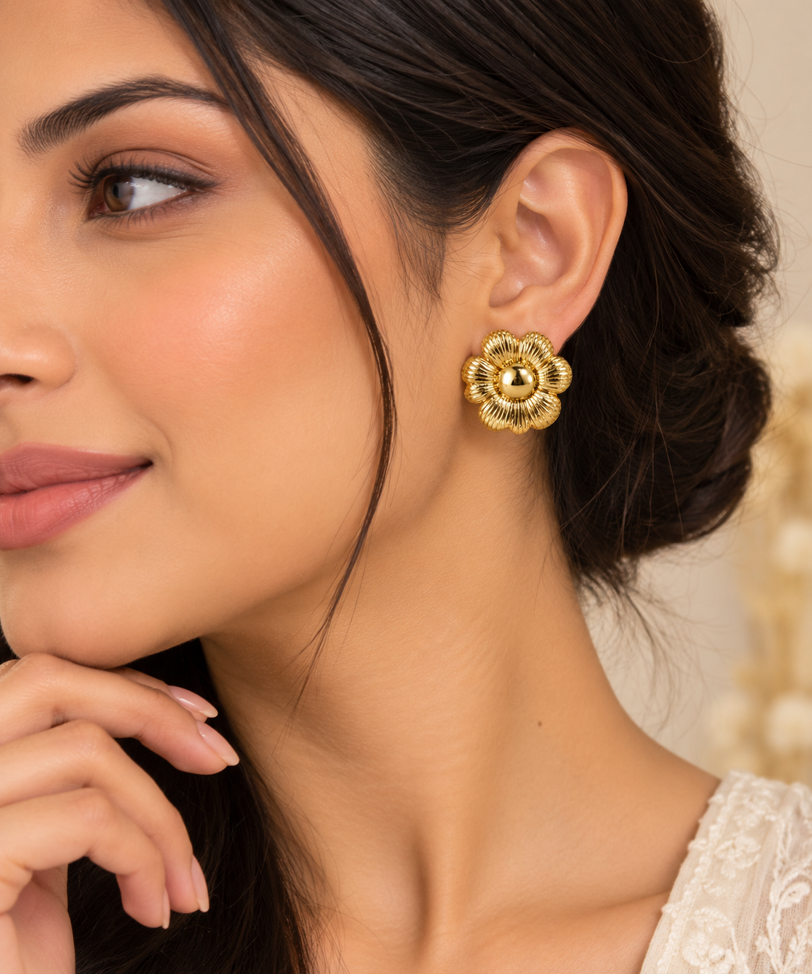 Gold-Toned Ribbed Flower Stud Earrings