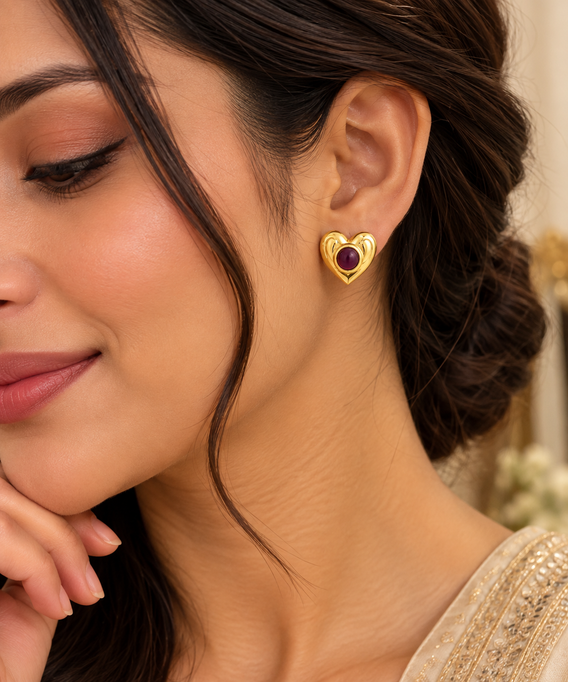 Elegant Gold-Toned Purple Heart Stud Earrings