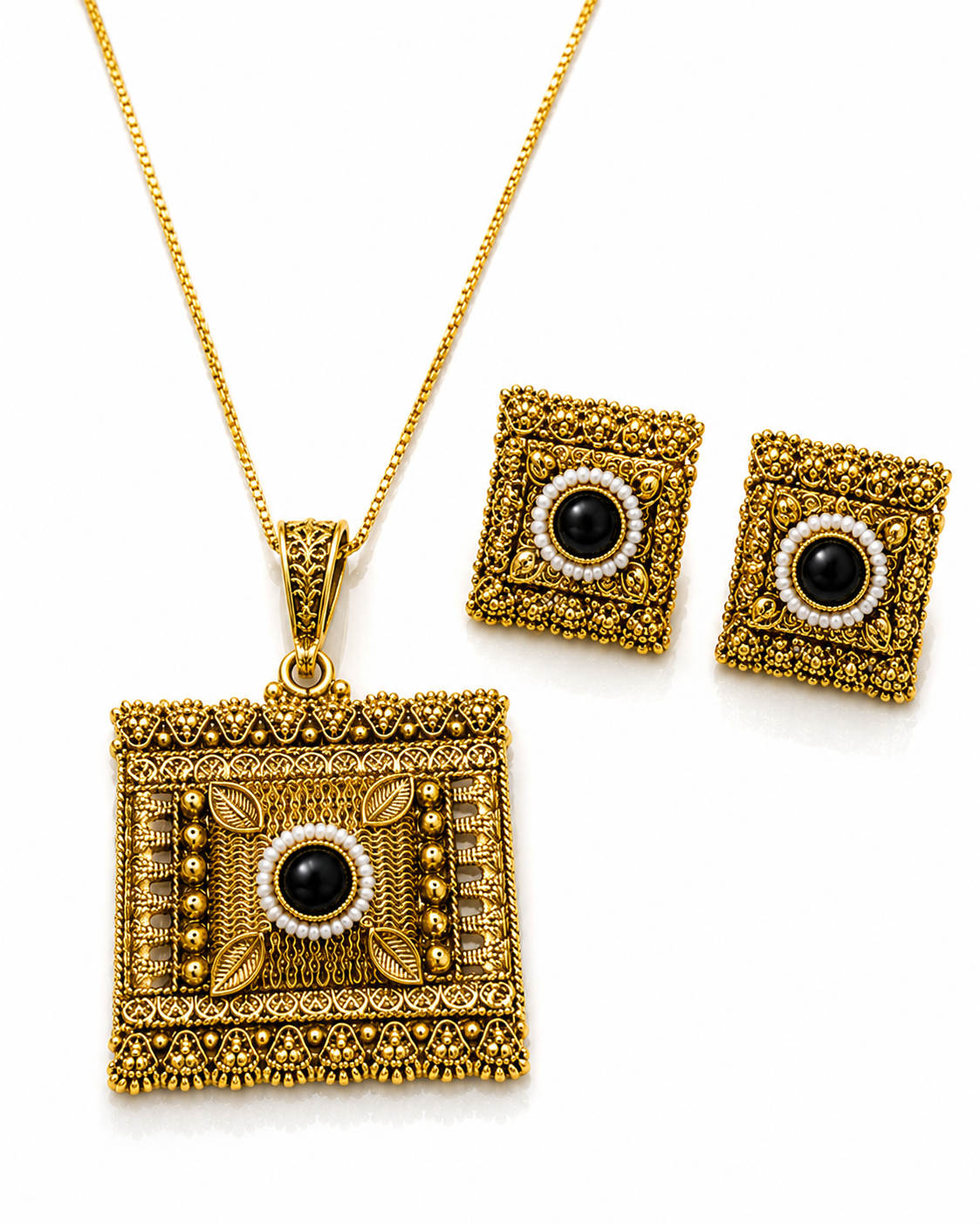 Antique Black Stone Pendant & Stud Set