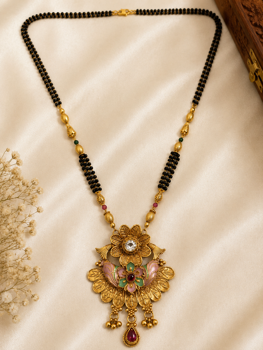 Antique Gold Floral Mangalsutra
