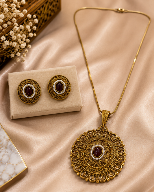 Antique Filigree Medallion Pendant & Stud Set