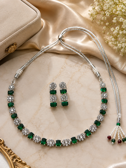 Silver-Toned Emerald Green Stone Necklace Set