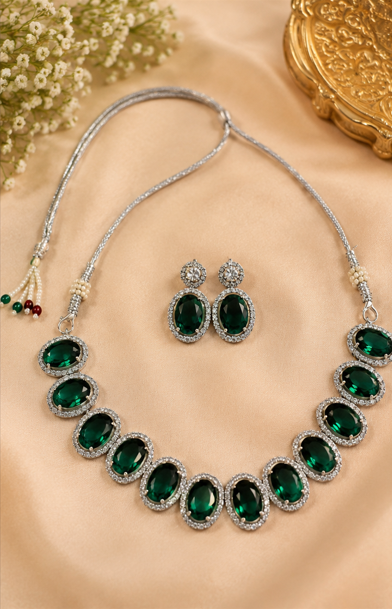 Silver-Toned Emerald Green Stone Necklace & Earring Set