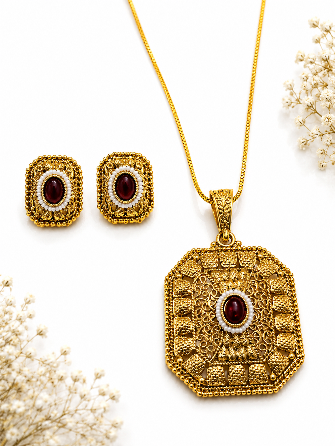 Antique Gold Pendant & Stud Earring Set