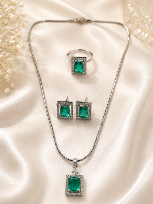 Emerald Green Silver-Toned Pendant Set